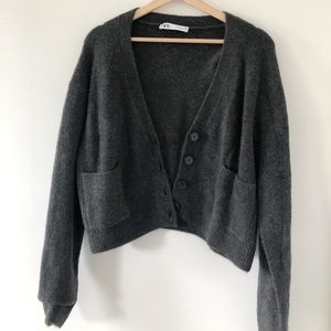 Zara knitted slighty cropped cardigan